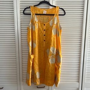 Kealopiko, cotton linen material, size XS, fits like a Medium